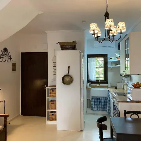 Ariane - With Sea View Apartment *