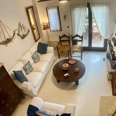 Ariane - With Sea View Apartment *