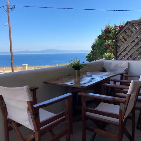 Ariane - With Sea View Apartment